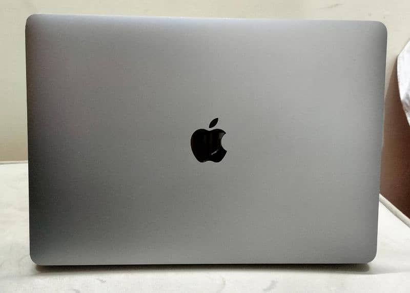 Macbook pro 13inch 1