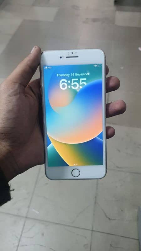 IPhone 8 plus 64gb Pta official 0