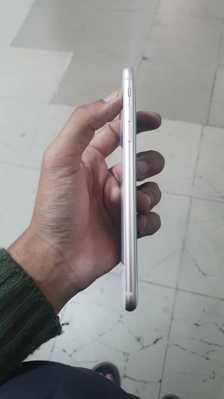 IPhone 8 plus 64gb Pta official 2