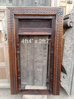 old antique diyar wooden frame in best finishing for sale