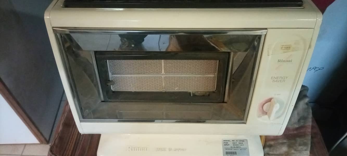 Rinnai Gass heater auto good conditions 0