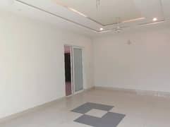 10 Marla House For Sale In Askari 11 - Sector B Lahore