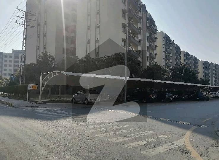 Askari 11 - Sector B Apartments Flat Sized 10 Marla For rent 6