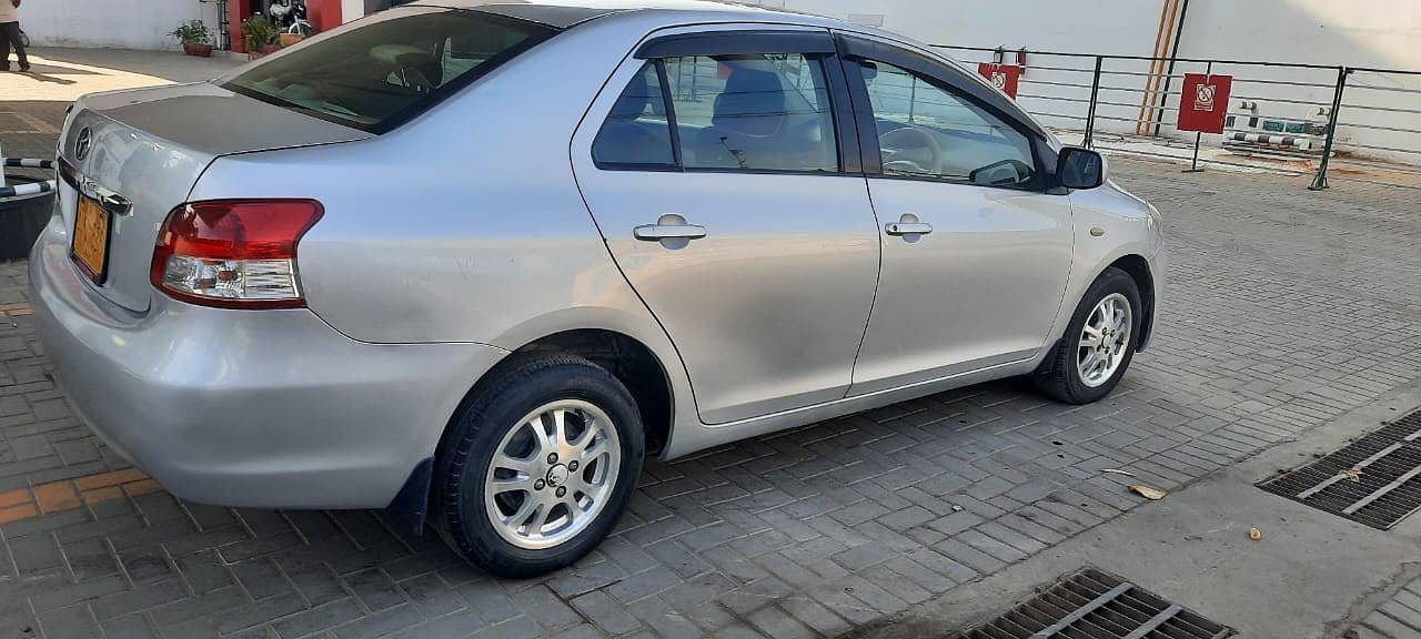 Toyota Belta 2006rg 2012 3