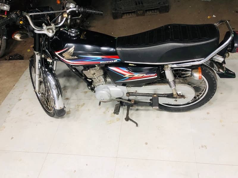 honda 125 2019 dadu num 3