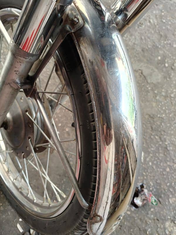 CG 125 Mudguards with Mudflaps genuine in Good condition 1