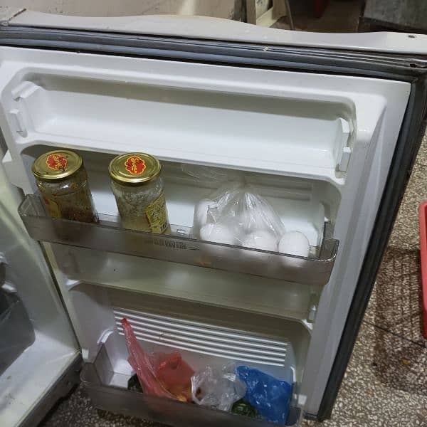 Dawlance refrigerator available for sale 3