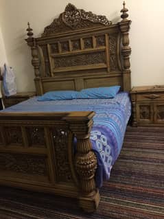 Pure Wood Queen Size Bed set with sides and Dressing Table with Foam