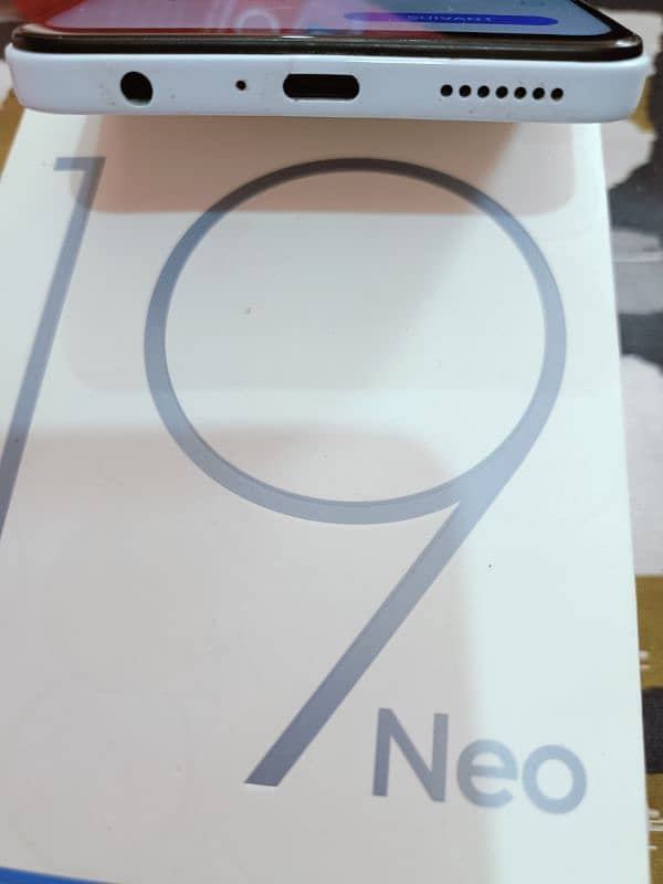 Tecno Camon 19 Neo Just Like New Ice Mirror White Color 3