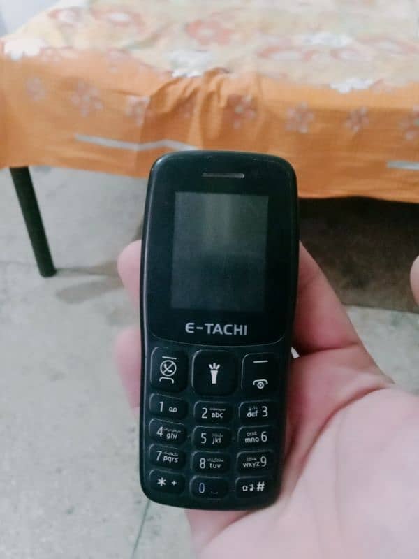 E - TACHI B13 - Star Keypad Mobile For Sale 2