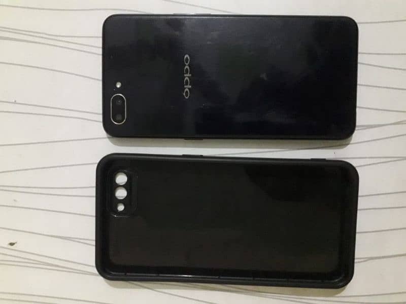 Oppo A3s 4