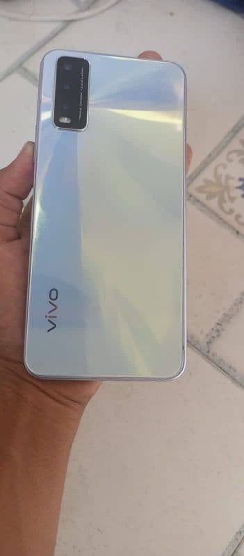 price 22 Hwzar Vivo Y20 4/64  Candistion  saf hr dubl sim 2