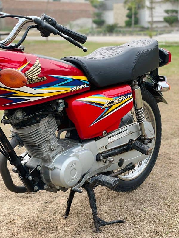 Honda 125 CG for urgent sale model 2019 1