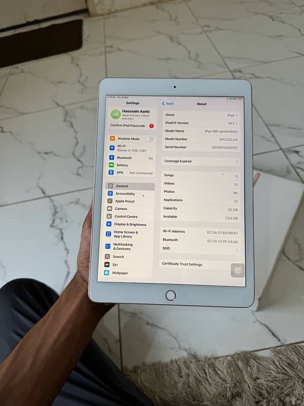 ipad 8th gen with box 1