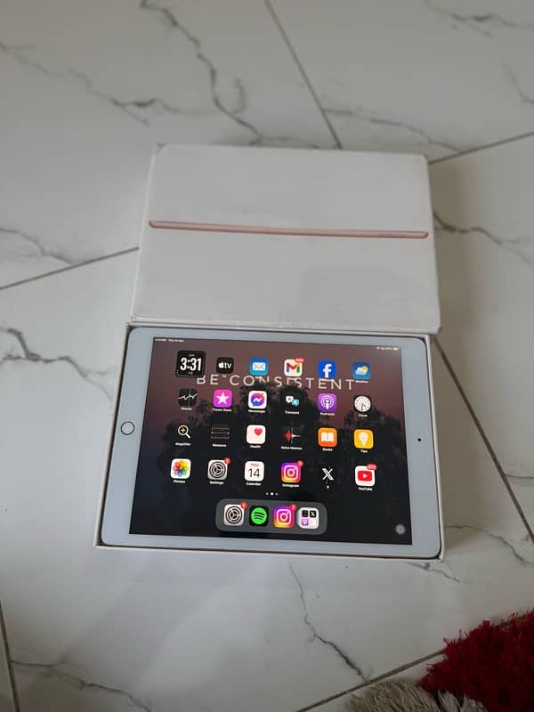 ipad 8th gen with box 9