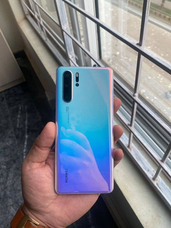 huawei p30 pro. . . . 8/128. . . . . non pta 0