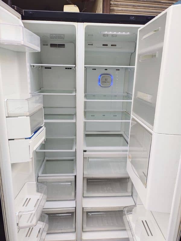 L. G Inverter fridge double door 3