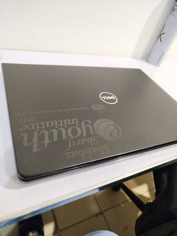 Dell Vostro 14 i7 7th Gen, 16GB DDR4 7