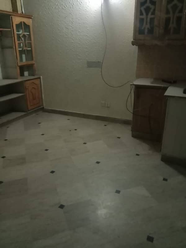 2.5 MARLA BEAUTIFUL HOUSE FOR SALE AT THE PRIME LOCATION OF JOHAR TOWN LAHORE 0