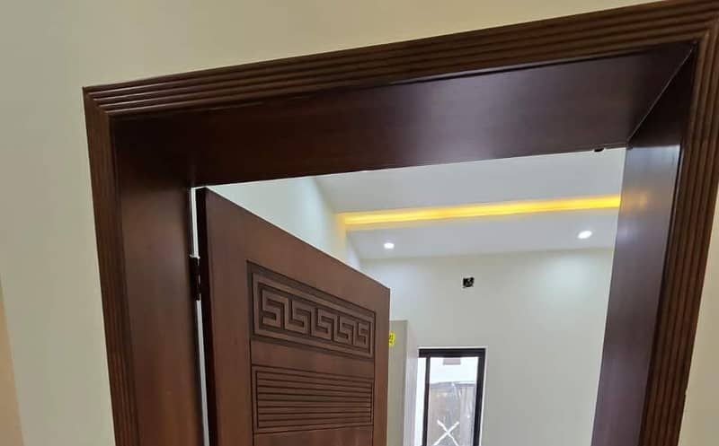 3 MARLA BRAND NEW HOUSE FOR SALE AT THE PRIME LOCATION OF JOHAR TOWN 3