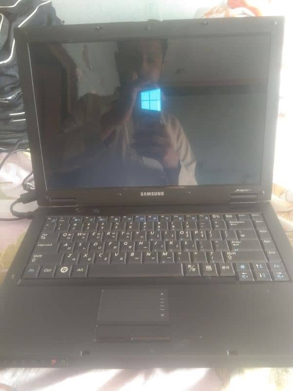 samsung laptop ram 2gb room 160gb 0