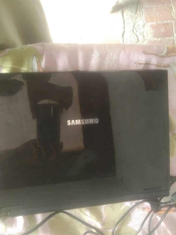 samsung laptop ram 2gb room 160gb 4