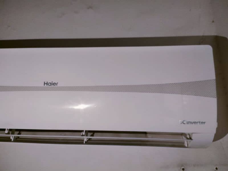 Haier 1.5 ton inverter heat and cool within warranty 6