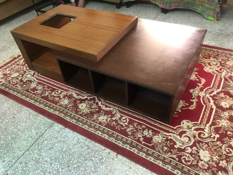 Centre table for sale 3