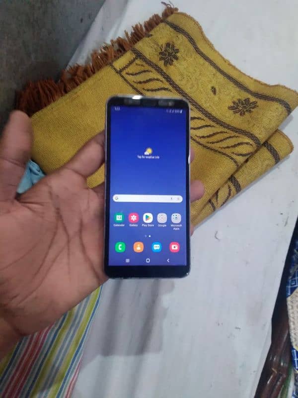 SAMSUNG J8 Mobile 4/64 GB Storage all ok no open no repair 10/9 2