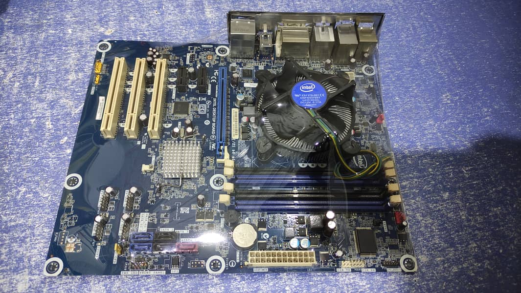 Gaming Full ATX Motherboard + Heatsink 2nd Generation 2