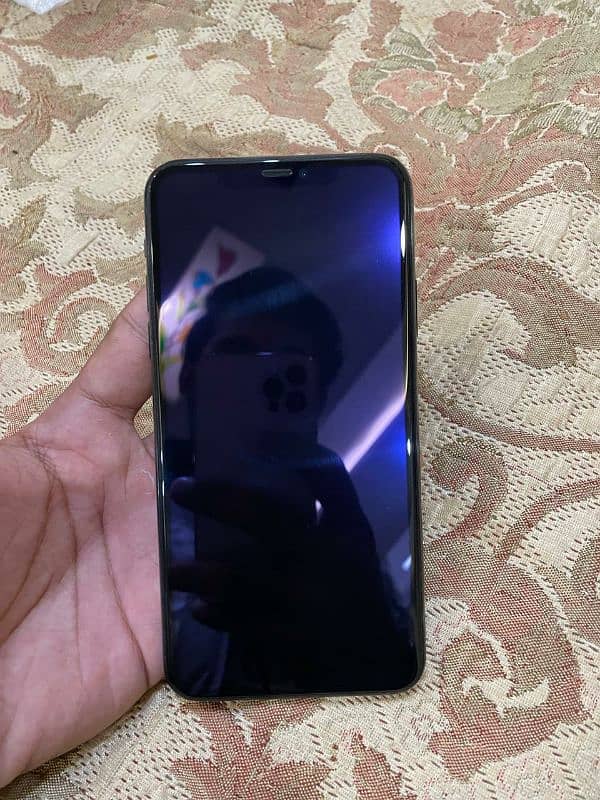 iphone 11 pro max PTA 256gb 0