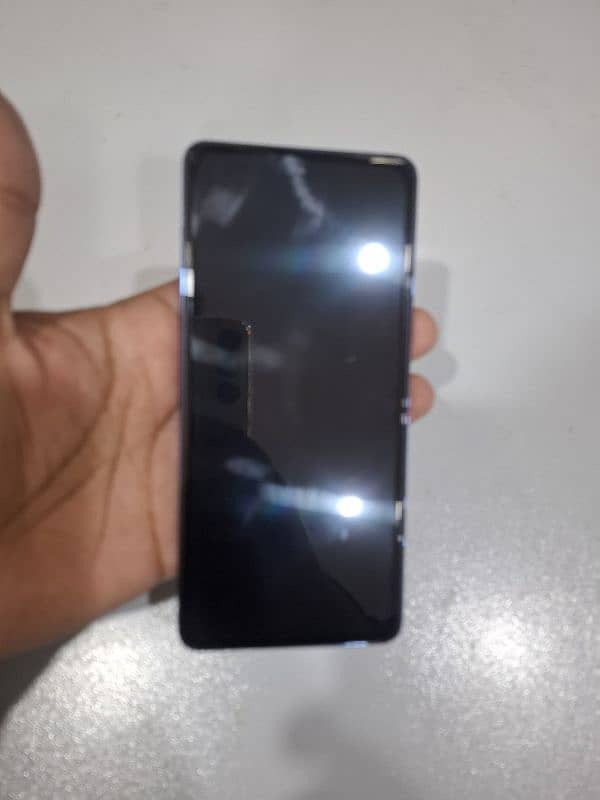 Techno Camon 20 pro 8