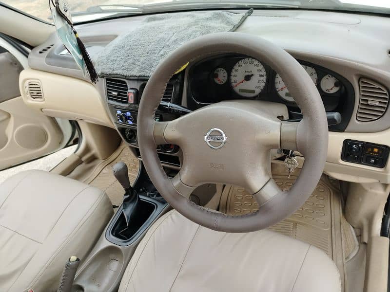 Nissan Sunny 2005 10