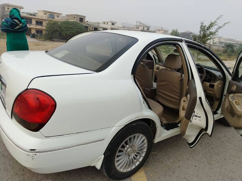 Nissan Sunny 2005 14