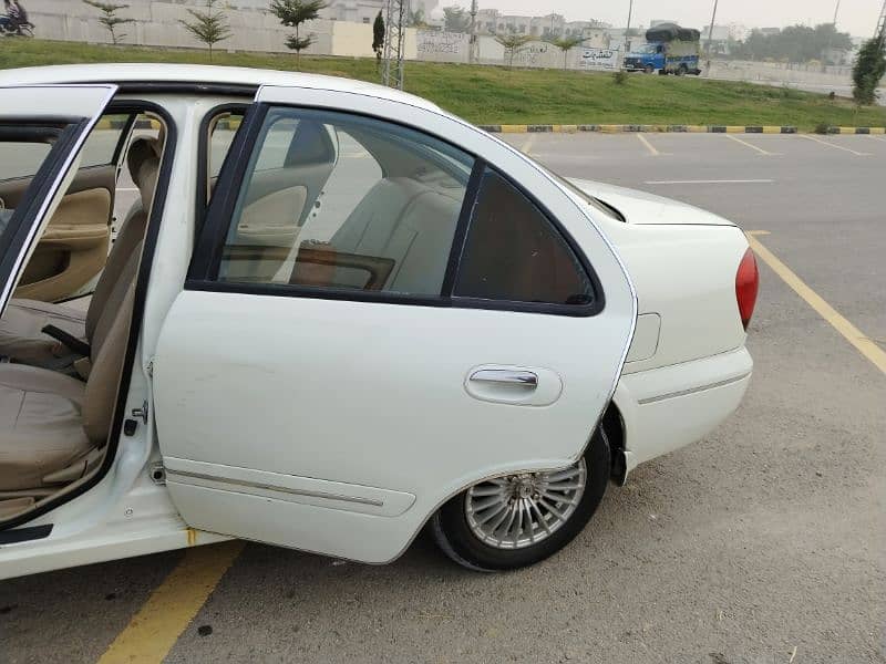 Nissan Sunny 2005 15