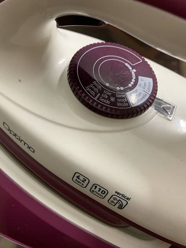 Tefal Optimo steam iron 1