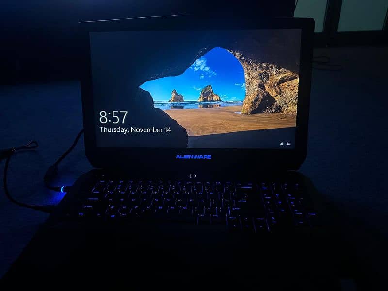 Alienware R3 17 inch 4k Gaming laptop for sale 4