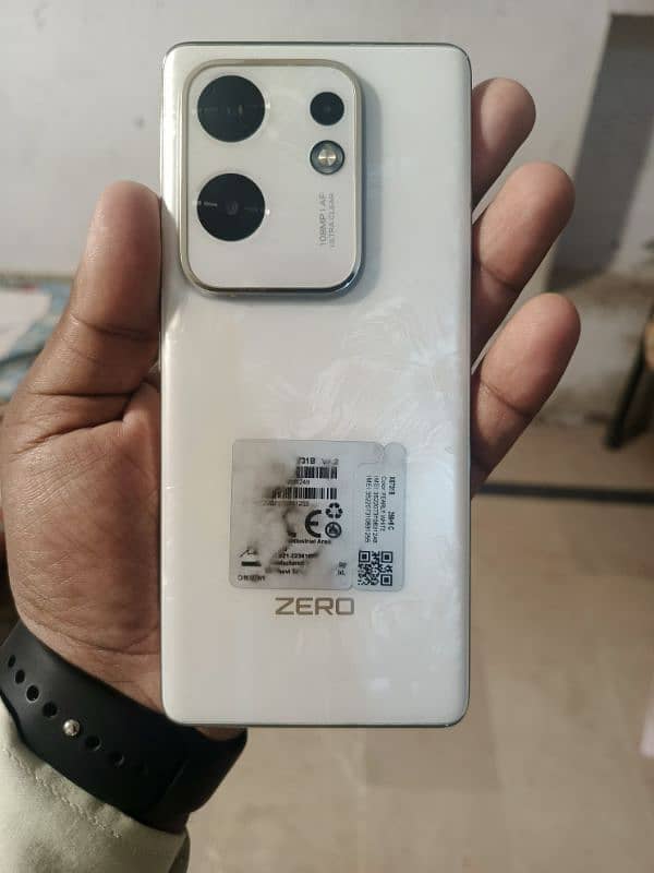 Infinix zero 30 Edge 1