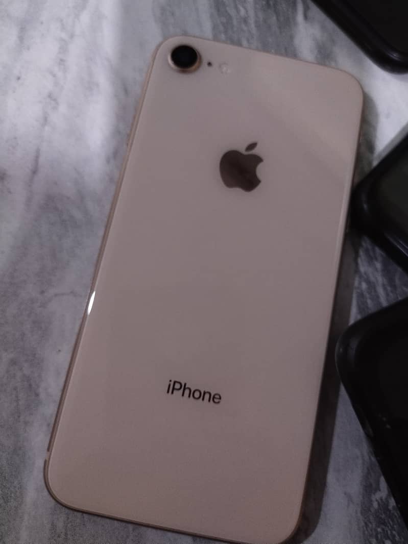 Iphone 8 non pta 1