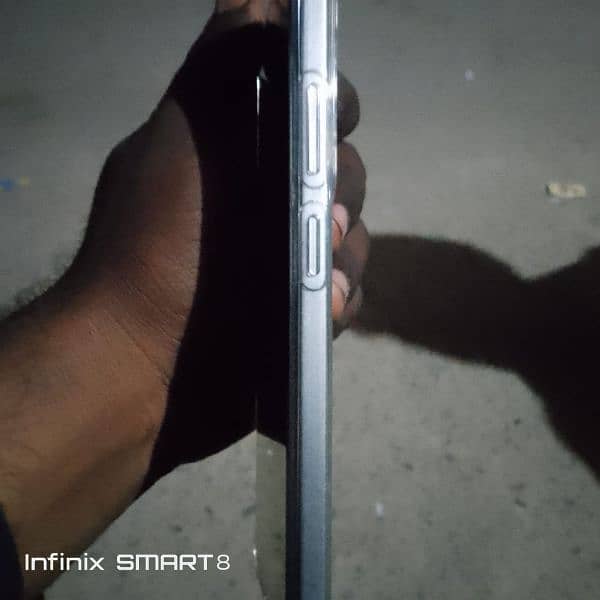 Infinix hot 50pro 8+8 128 1