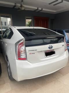 toyota prius G 2012/16 model