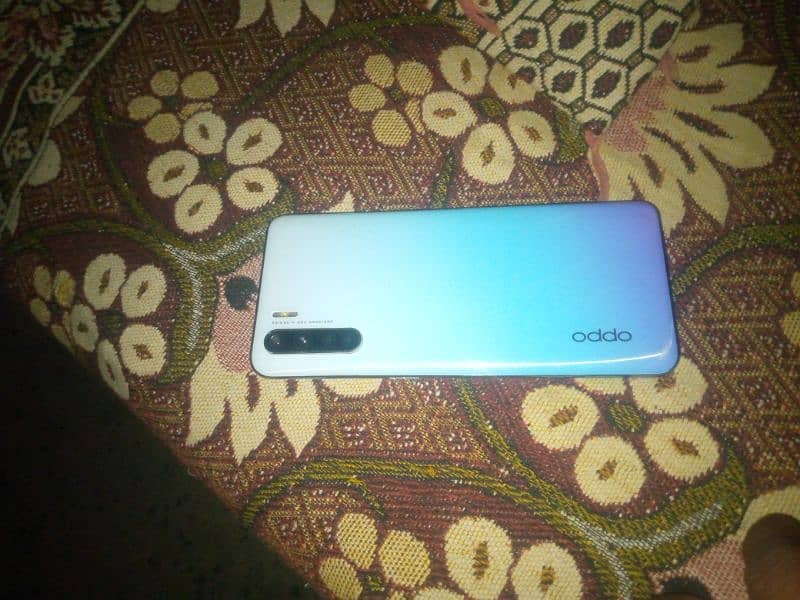 oppo f 15 2