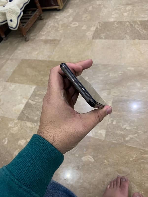 Iphone 11 pro Max 7