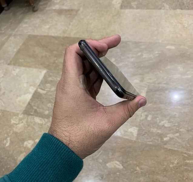 Iphone 11 pro Max 15