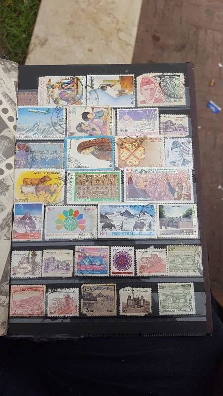 Postage Stamps / Philates collection 250 stamps 4