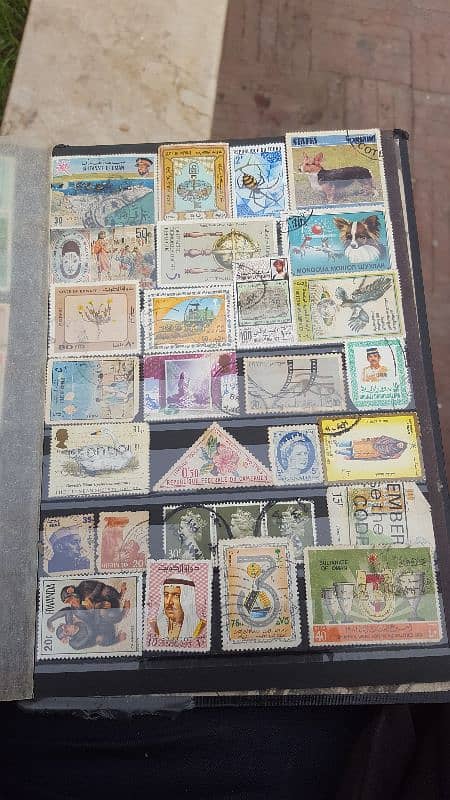 Postage Stamps / Philates collection 250 stamps 8