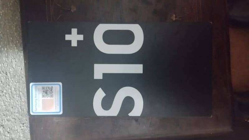 Samsung S10 plus 5g 9/10 condition non pta 4