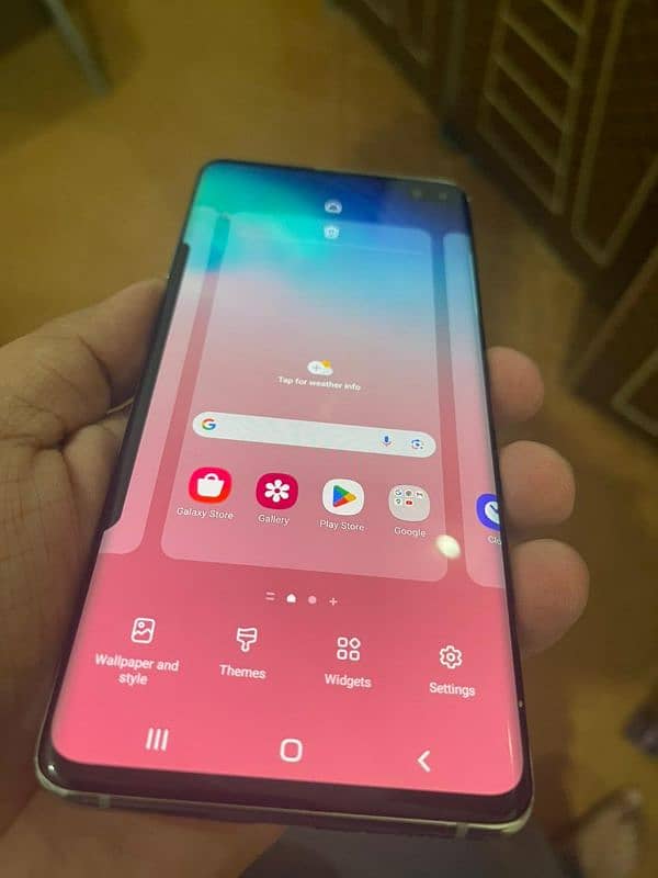 Samsung S10 plus 5g 9/10 condition non pta 6