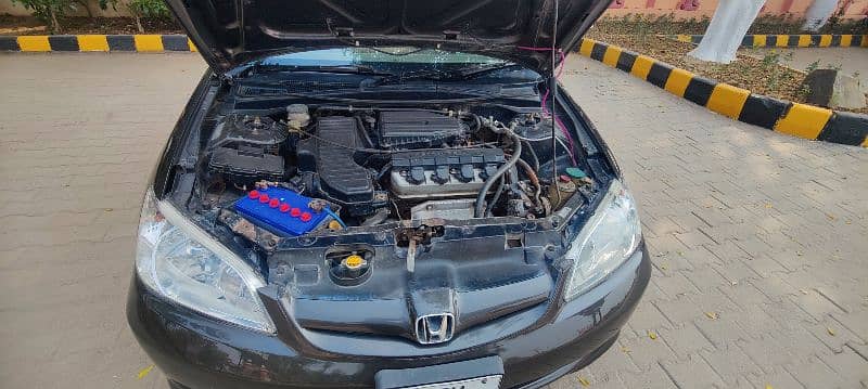 Honda Civic EXi 2004 3