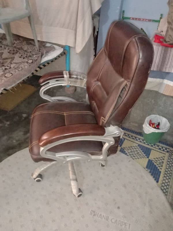 Executive Chair For Sale 0